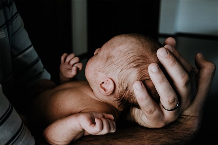 המחקר קובע: חשוב לגעת